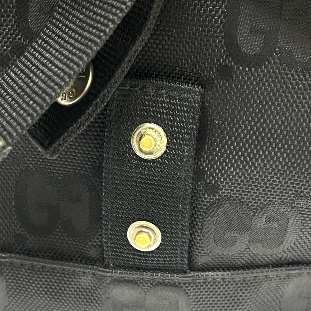 GUCCI Authentic Black Leather Messenger Shoulder Bag - Picture 11 of 16